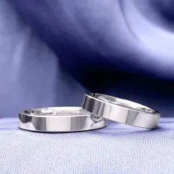 4 mm vigselsringar i 9 karat vitguld - set