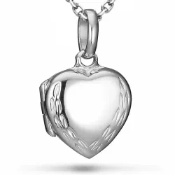 hjärta halsband i silver med hängen i silver