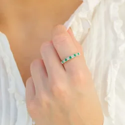 grön alliancring i silver