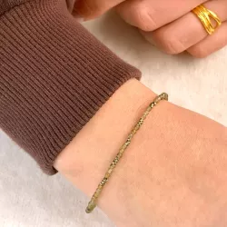 olivfärgad armband med labradorit og hematite.