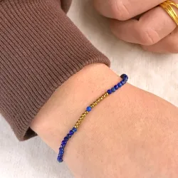 Elegant mörkblå armband med lapis og hematite.