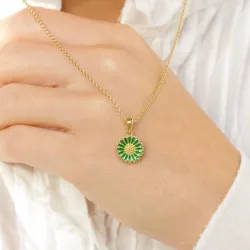 12 mm prästkrage mörkgrön hängen i förgyllt silver - Marie