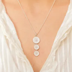 långt prästkrage hängen i rhodinerat silver - Marie