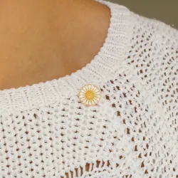 14 mm prästkrage brosch i förgyllt silver - Marie