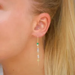 långa gröna kedja örhängen i förgyllt silver - Loom Stones