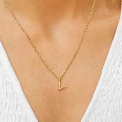 bokstav v hängen med halskedja i förgyllt silver - My Letter