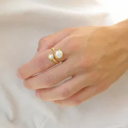 pärla ring i förgyllt silver