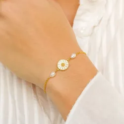 prästkrage pärla armband i förgyllt silver