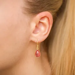 droppe rosa kristal örhängen i förgyllt silver - Loom Stones