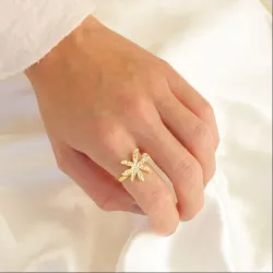 blommor ring i förgylld mässing - Eliné