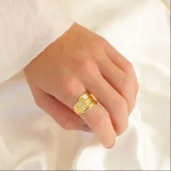 ring i förgylld mässing - Eliné