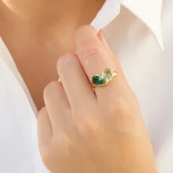 grön kristal ring i förgylld mässing - Loom Stones