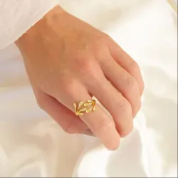 blad ring i förgylld mässing - Eliné