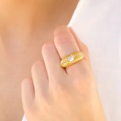 vattentät hjärta ring i förgyllt stål - OCEANA