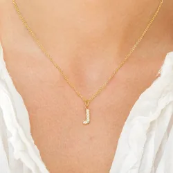 vattentät bokstav j zirkon halskedja med berlocker i förgyllt stål - OCEANA