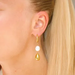 vattentät pärla örhängen i förgyllt stål - OCEANA