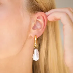 vattentät pärla örhängen i förgyllt stål - OCEANA