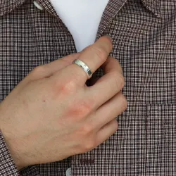 vattentät ring i stål