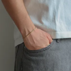 vattentät armband i förgyllt stål  x 3 mm 