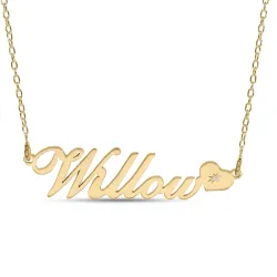 Namnhalsband med hänge i 9 karat guld med 1 briljantslipade diamanter - My Letter