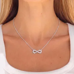 infinity Namnhalsband med hänge i silver med  vit zirkon - My Letter