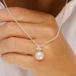 pärla hängen i silver