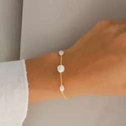 pärla armband i förgyllt silver  x 8-9 mm 