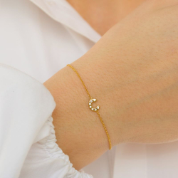 bokstav c zirkon armband i förgyllt silver