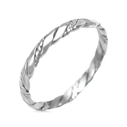 vridet ring i silver