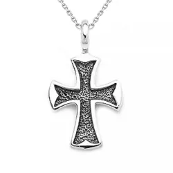 kors halsband i silver med hängen i oxiderat sterlingsilver