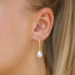 7,5-8 mm pärla örhängen i förgyllt silver