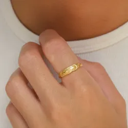 ring i förgyllt silver - Lumé Etched