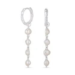 långa pärla örhängen i silver - Lumé Etched