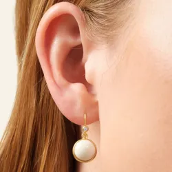 Julie Sandlau Prime Ivory örhängen i förgyllt silver vit kristal